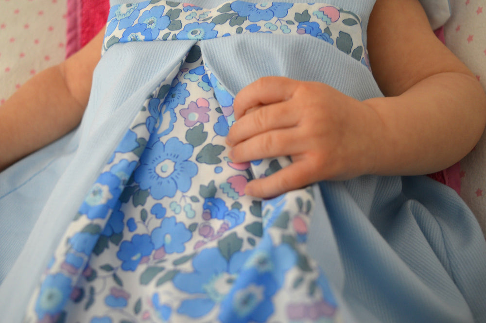 
                  
                    Patron Robe "Mademoiselle Bébé" - PDF
                  
                